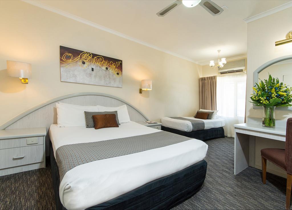 Adelaide Royal Coach Hotel Quarto foto